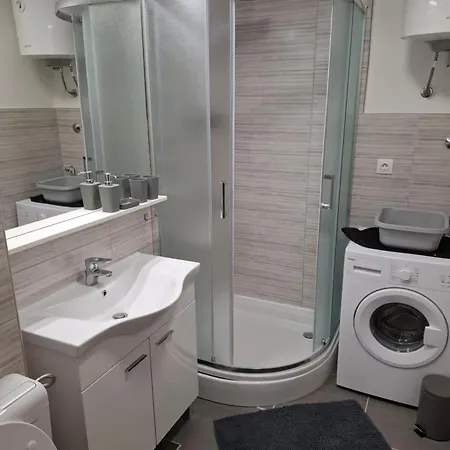 Old Town Candler * بولا