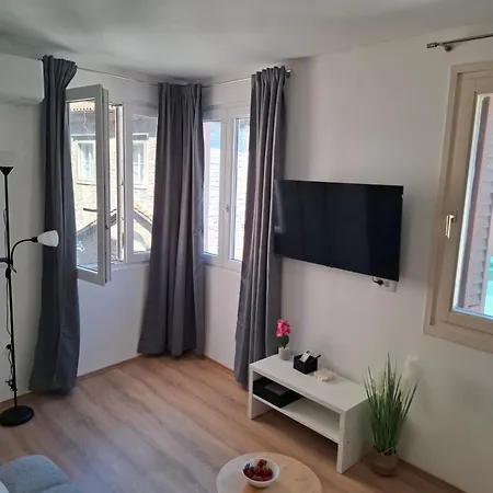 Cozy In Old Town Appartement *